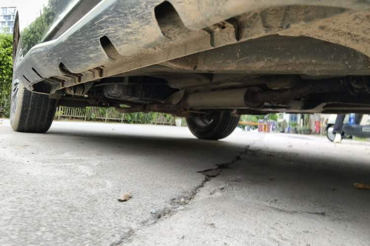Used Geely Auto Vision X6 2016 1.3T CVT Flagship Model Chassis Front Right
