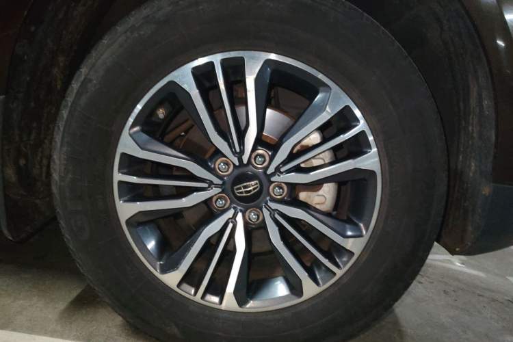 Used Geely Auto Vision X6 2016 1.8L Manual Luxury Model Right Front Wheel Hub