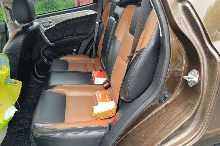 Used Geely Auto Vision X6 2016 1.3T CVT Flagship Model Left Rear Seat