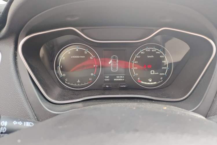 Used Geely Auto Vision X6 2016 1.8L Manual Luxury Model Odometer Close Up