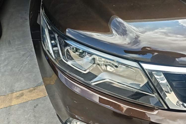 Used Geely Auto Vision X6 2016 1.3T CVT Luxury Model Right Front Headlight