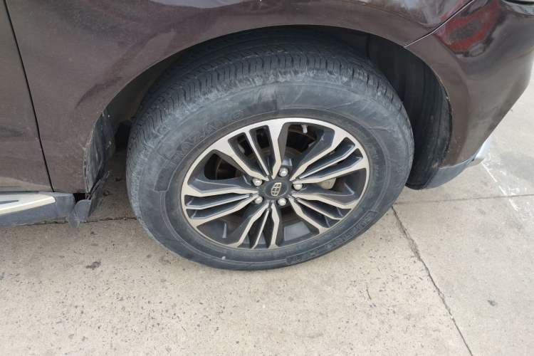 Used Geely Auto Vision X6 2016 1.8L Manual Luxury Model Right Front Wheel Hub