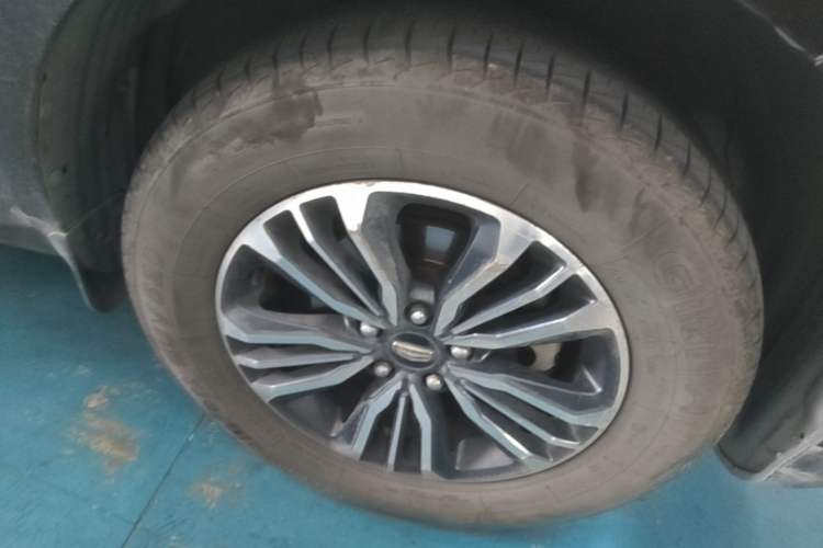 Used Geely Auto Vision X6 2016 1.8L Manual Luxury Model Right Front Wheel Hub