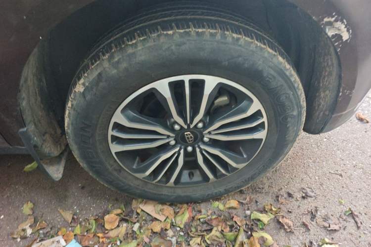 Used Geely Auto Vision X6 2016 1.8L Manual Luxury Model Right Front Wheel Hub