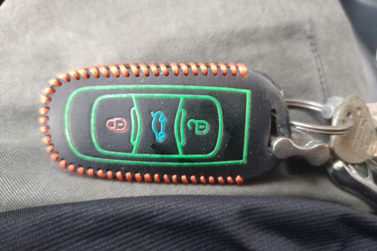 Used Geely Auto Vision X6 2016 1.8L Manual Luxury Model Vehicle Key