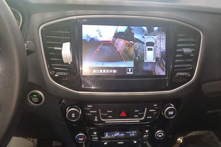 Used Geely Auto Vision X6 2016 1.3T CVT Flagship Model Audio And AC Panel