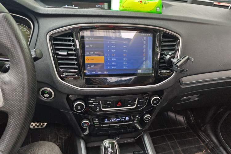 Used Geely Auto Vision X6 2016 1.3T CVT Luxury Model Audio And AC Panel