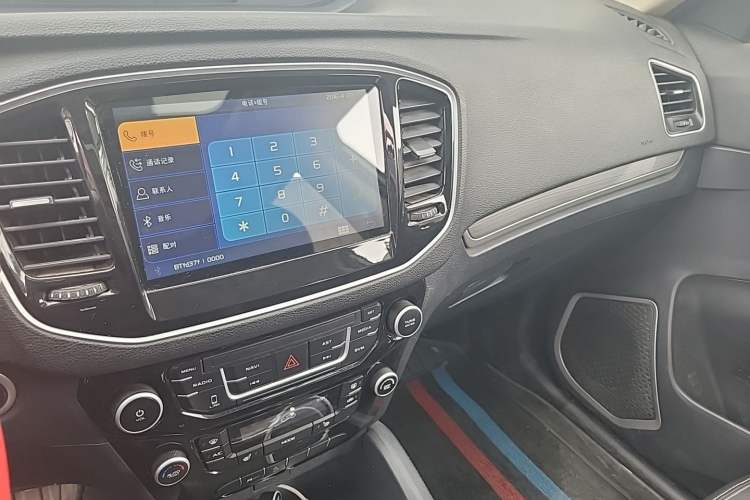 Used Geely Auto Vision X6 2016 1.8L Manual Luxury Model Audio And AC Panel
