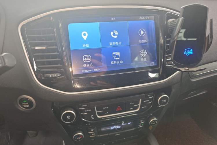 Used Geely Auto Vision X6 2016 1.8L Manual Luxury Model Audio And AC Panel