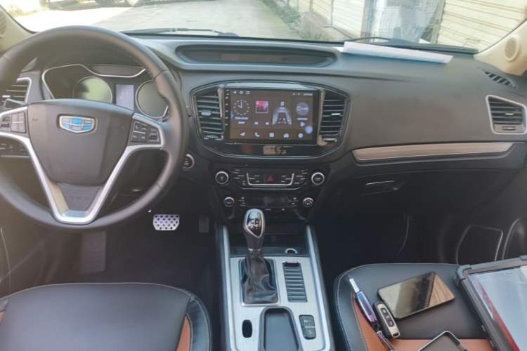 Used Geely Auto Vision X6 2016 1.3T CVT Flagship Model Audio And AC Panel