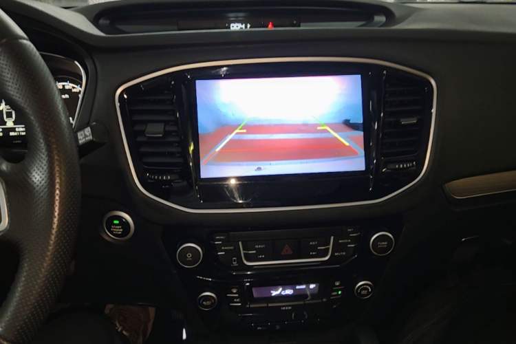 Used Geely Auto Vision X6 2016 1.8L Manual Luxury Model Audio And AC Panel