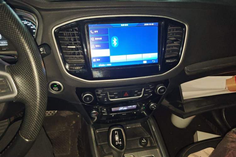 Used Geely Auto Vision X6 2016 1.3T CVT Flagship Model Audio And AC Panel