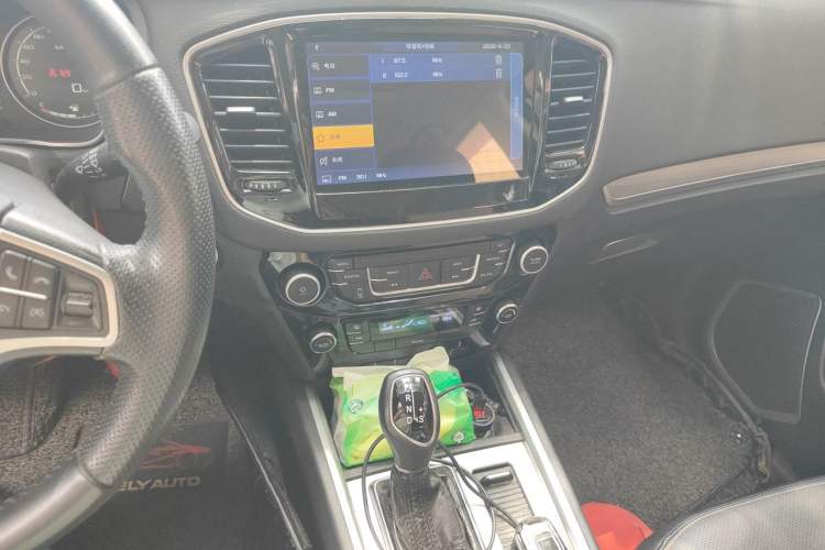Used Geely Auto Vision X6 2016 1.3T CVT Luxury Model Audio And AC Panel