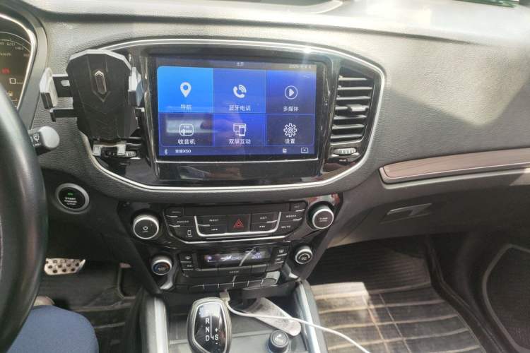 Used Geely Auto Vision X6 2016 1.3T CVT Luxury Model Audio And AC Panel