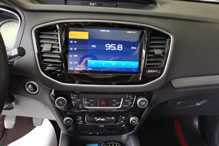 Used Geely Auto Vision X6 2016 1.8L Manual Luxury Model Audio And AC Panel