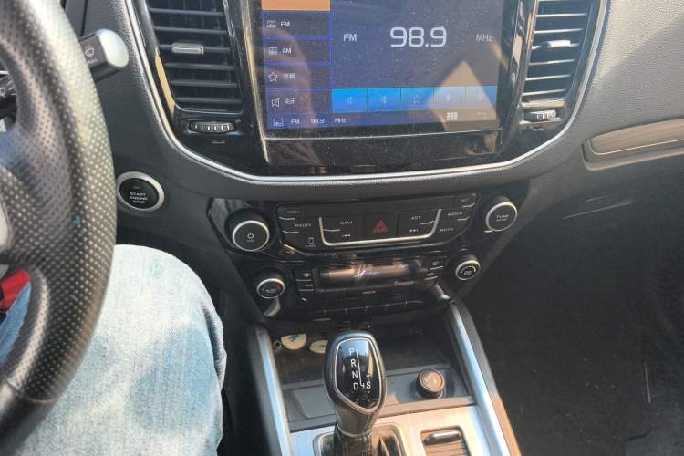 Used Geely Auto Vision X6 2016 1.3T CVT Luxury Model Audio And AC Panel