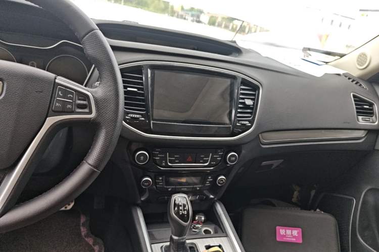 Used Geely Auto Vision X6 2016 1.3T CVT Flagship Model Audio And AC Panel