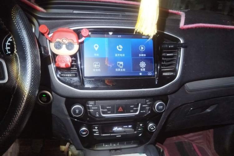 Used Geely Auto Vision X6 2016 1.8L Manual Luxury Model Audio And AC Panel