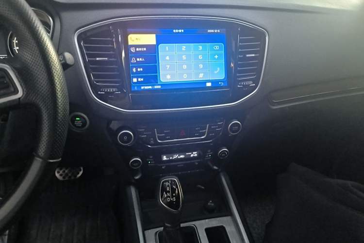 Used Geely Auto Vision X6 2016 1.3T CVT Flagship Model Audio And AC Panel