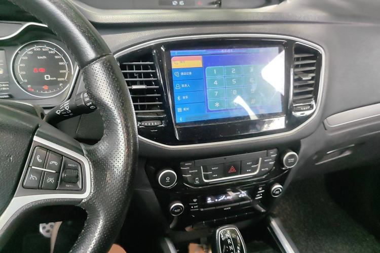 Used Geely Auto Vision X6 2016 1.3T CVT Luxury Model Audio And AC Panel