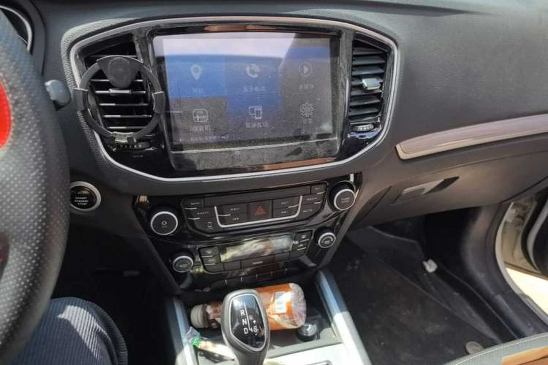 Used Geely Auto Vision X6 2016 1.3T CVT Luxury Model Audio And AC Panel