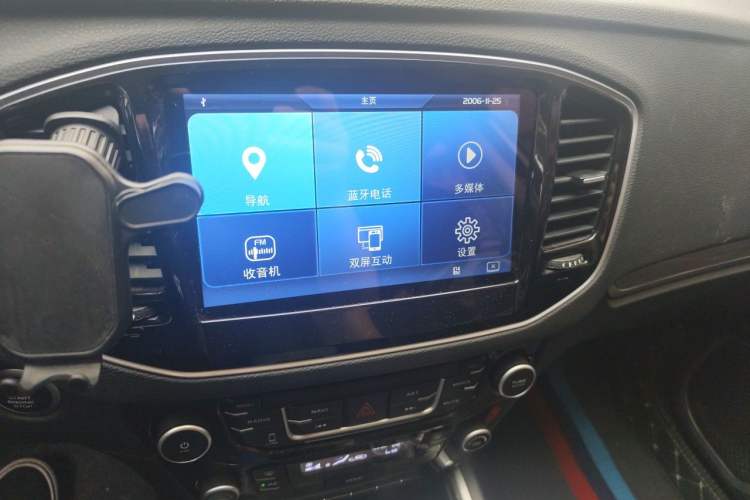 Used Geely Auto Vision X6 2016 1.3T CVT Luxury Model Audio And AC Panel