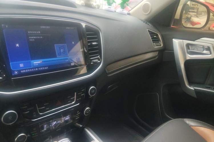 Used Geely Auto Vision X6 2016 1.3T CVT Luxury Model Audio And AC Panel