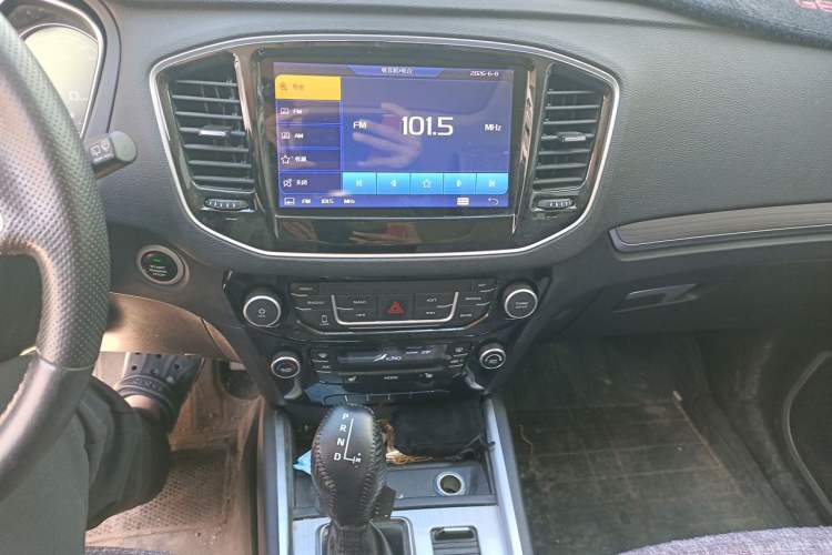 Used Geely Auto Vision X6 2016 1.3T CVT Flagship Model Audio And AC Panel