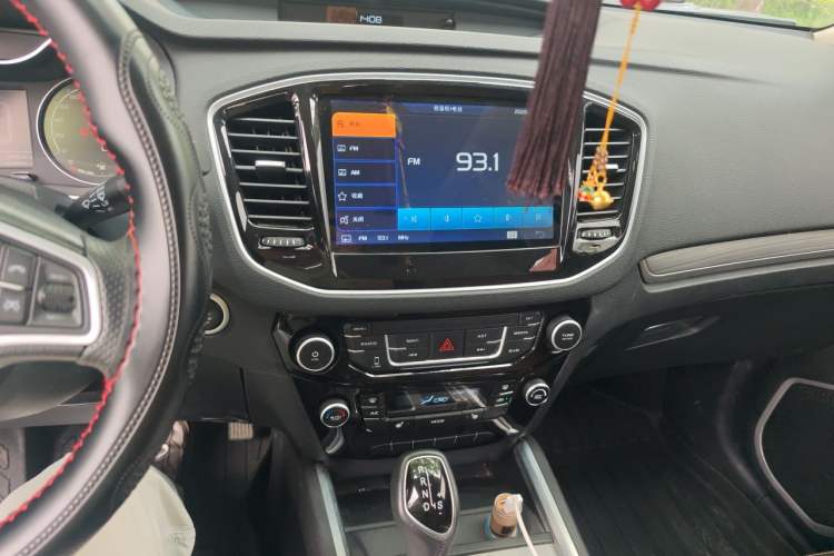 Used Geely Auto Vision X6 2016 1.3T CVT Flagship Model Audio And AC Panel