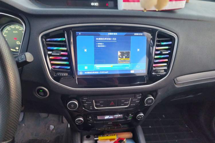 Used Geely Auto Vision X6 2016 1.8L Manual Luxury Model Audio And AC Panel