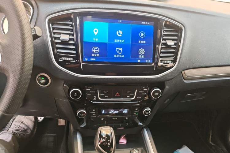 Used Geely Auto Vision X6 2016 1.3T CVT Flagship Model Audio And AC Panel
