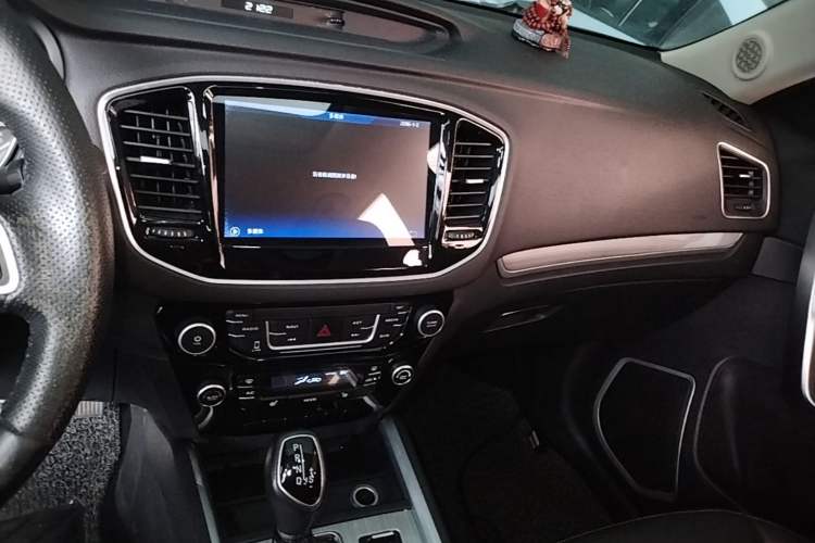 Used Geely Auto Vision X6 2016 1.3T CVT Flagship Model Audio And AC Panel