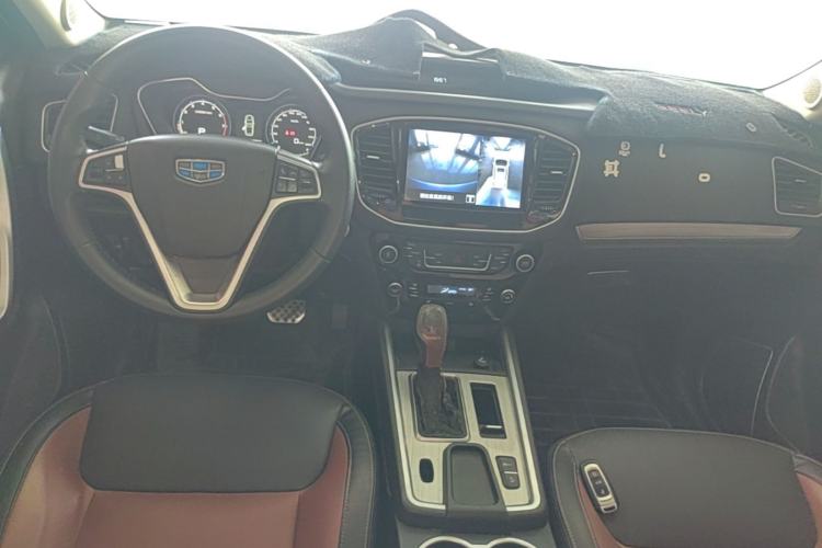 Used Geely Auto Vision X6 2016 1.3T CVT Flagship Model Center Console
