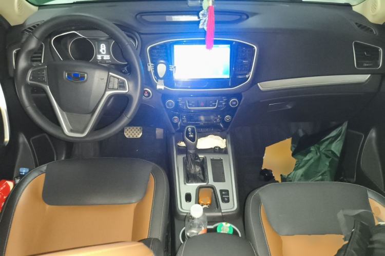 Used Geely Auto Vision X6 2016 1.3T CVT Luxury Model Center Console
