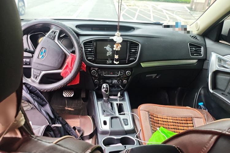 Used Geely Auto Vision X6 2016 1.3T CVT Luxury Model Center Console