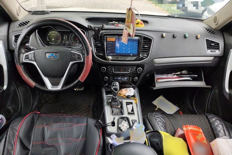 Used Geely Auto Vision X6 2016 1.3T CVT Luxury Model Center Console