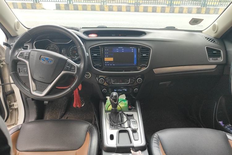 Used Geely Auto Vision X6 2016 1.3T CVT Luxury Model Center Console