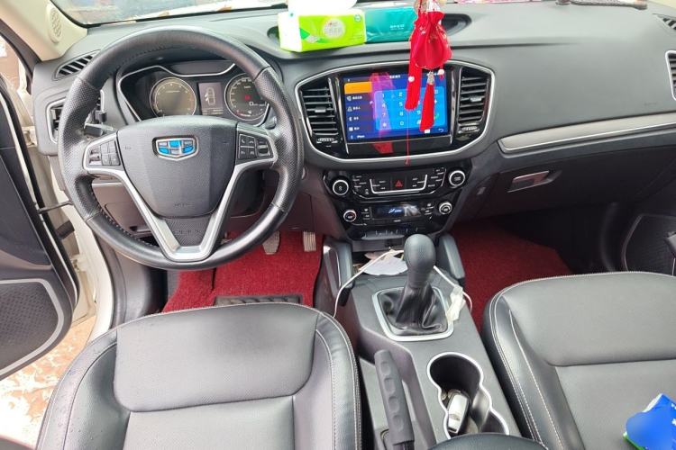 Used Geely Auto Vision X6 2016 1.8L Manual Luxury Model Center Console