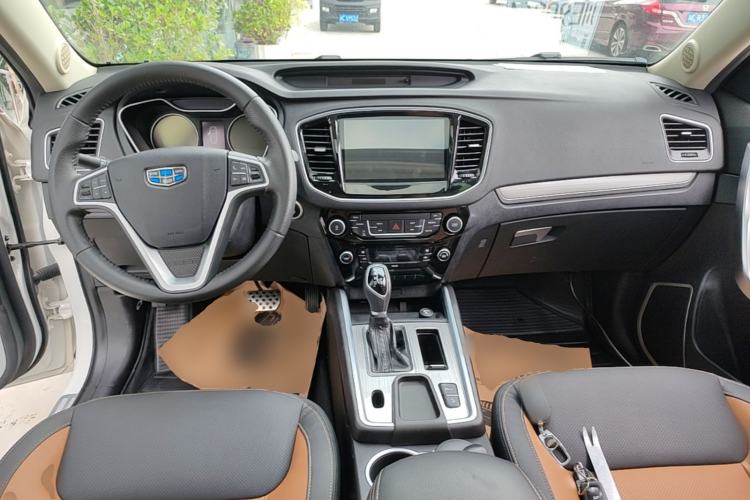 Used Geely Auto Vision X6 2016 1.3T CVT Luxury Model Center Console
