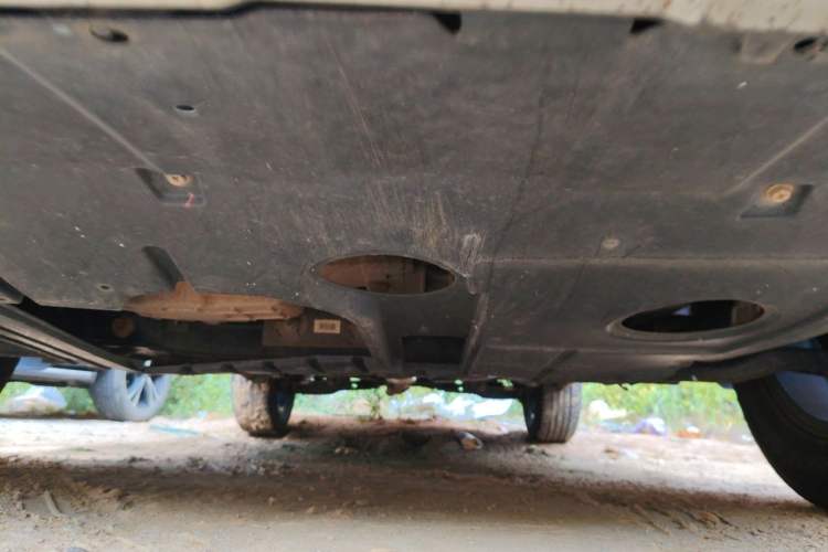 Used Geely Auto Vision X6 2016 1.3T CVT Flagship Model Chassis Front