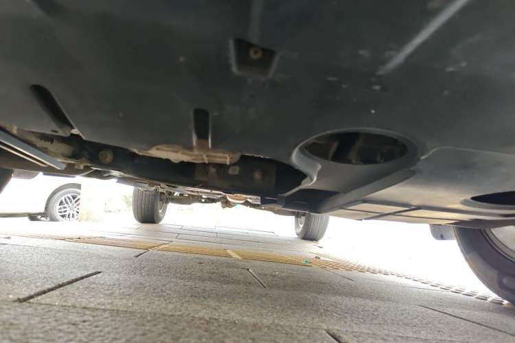 Used Geely Auto Vision X6 2016 1.3T CVT Flagship Model Chassis Front