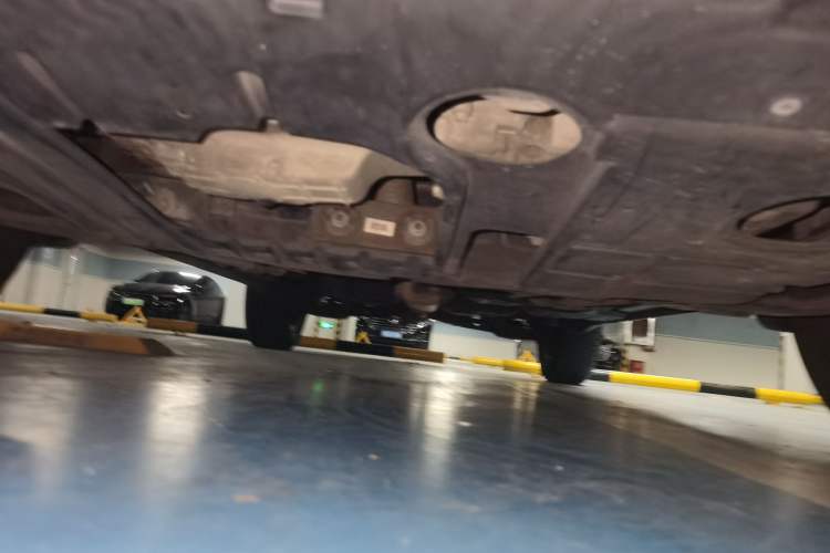 Used Geely Auto Vision X6 2016 1.3T CVT Flagship Model Chassis Front
