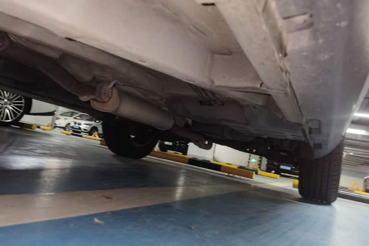 Used Geely Auto Vision X6 2016 1.3T CVT Flagship Model Chassis Front Left