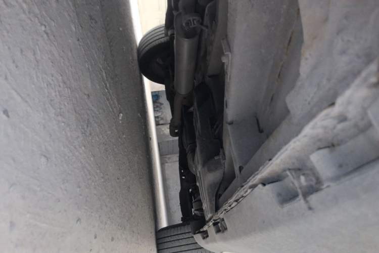 Used Geely Auto Vision X6 2016 1.8L Manual Luxury Model Chassis Front Left