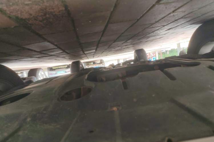 Used Geely Auto Vision X6 2016 1.3T CVT Flagship Model Chassis Front