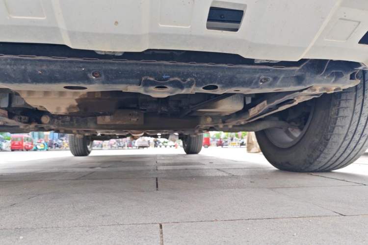 Used Geely Auto Vision X6 2016 1.3T CVT Flagship Model Chassis Front