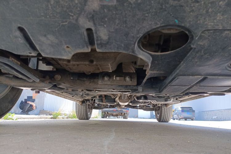 Used Geely Auto Vision X6 2016 1.3T CVT Flagship Model Chassis Front