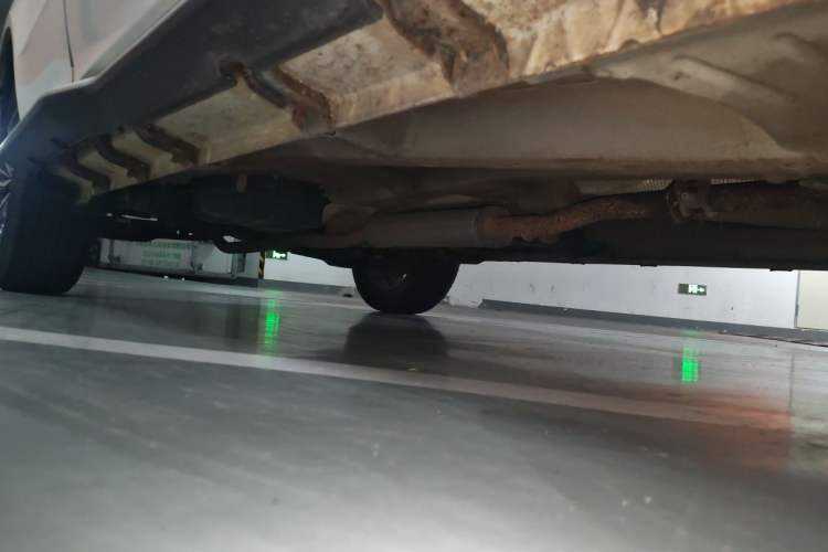 Used Geely Auto Vision X6 2016 1.3T CVT Flagship Model Chassis Front Right