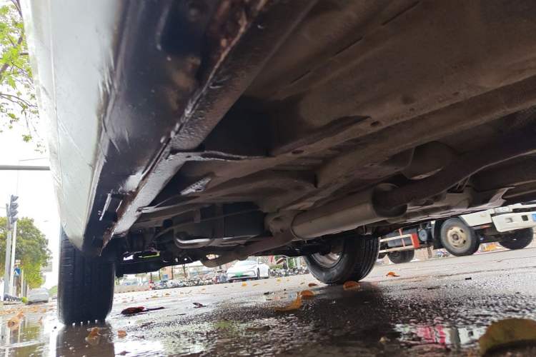 Used Geely Auto Vision X6 2016 1.8L Manual Luxury Model Chassis Front Right