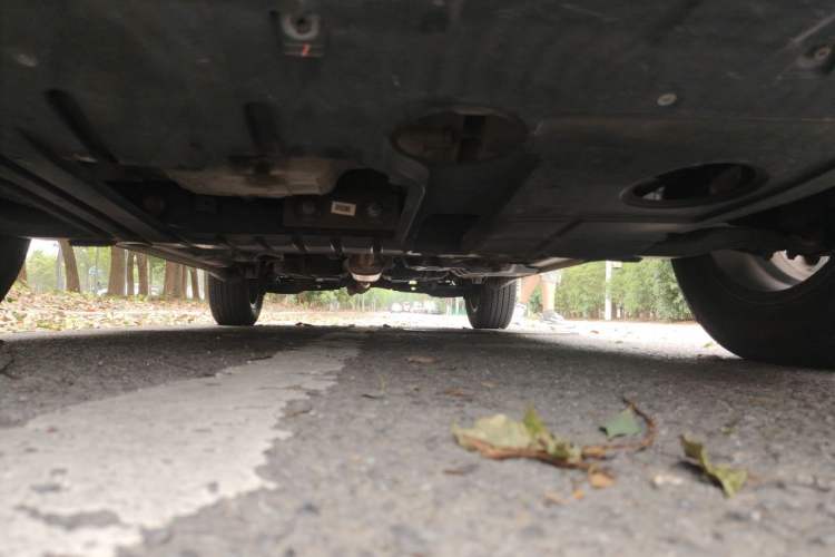 Used Geely Auto Vision X6 2016 1.3T CVT Flagship Model Chassis Front